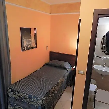 Degli Amici 3* Ciampino